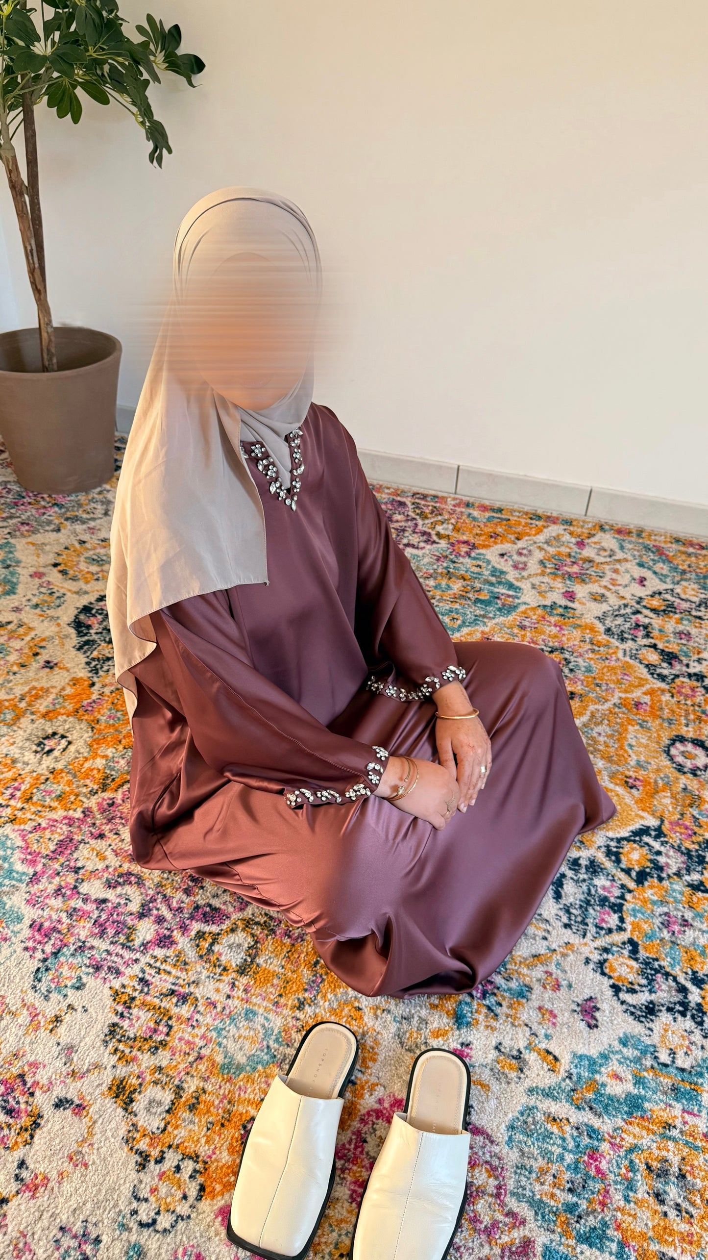 Abaya Mira prune